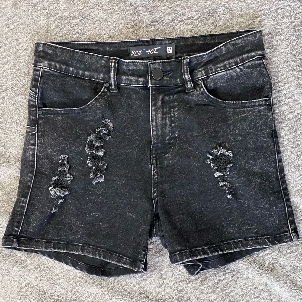 Women’s Blue Age Distressed Shorts, Black, Size M